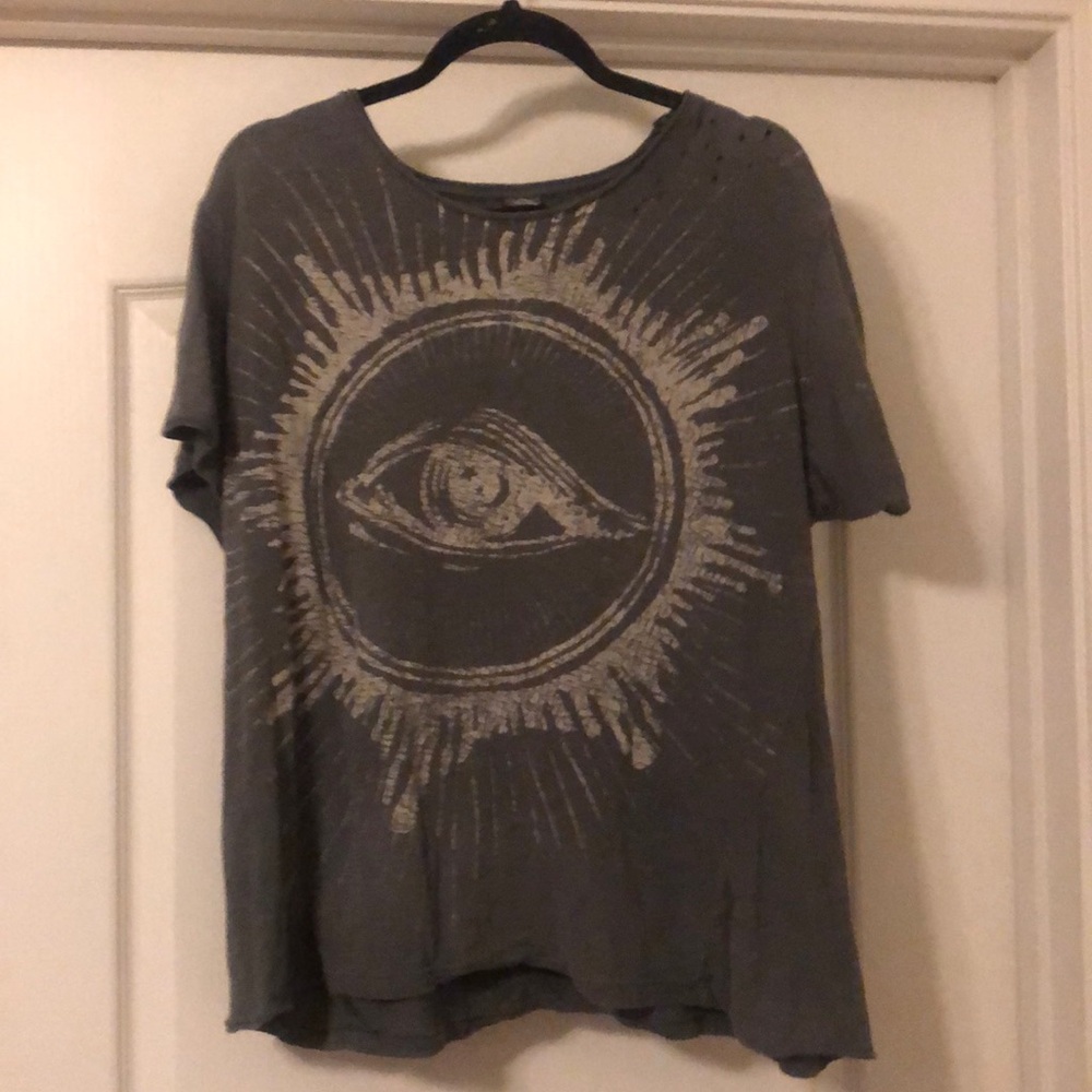Magnolia Pearl Tee